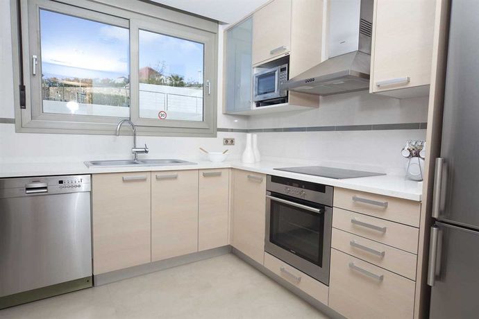 Imagen de la habitación del Hotel Apartamentos Turísticos Portocala. Foto 7