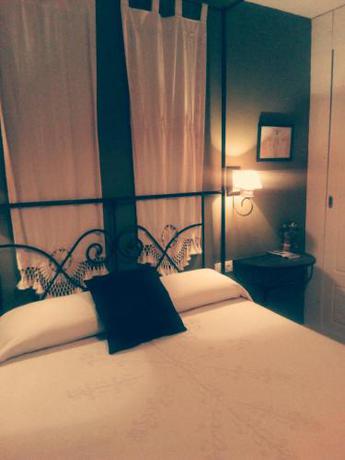 Imagen general del Hotel Apartamentos Turísticos Prado Del Abuelo. Foto 2