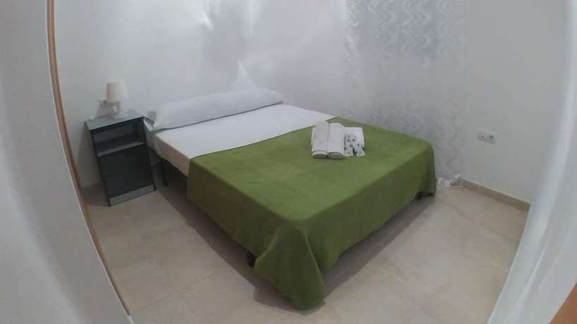 Imagen de la habitación del Hotel Apartamentos Turisticos Zahazar. Foto 6