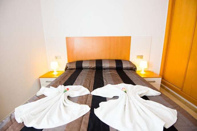 Imagen de la habitación del Hotel Apartamentos Varadero On the beach. Foto 5