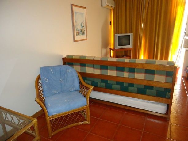 Imagen de la habitación del Hotel Apartamentos Varandas da Rocha. Foto 8