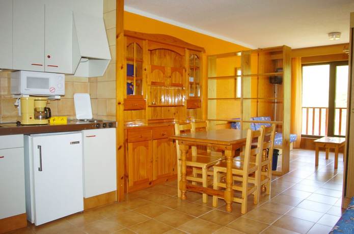 Imagen de la habitación del Hotel Apartamentos Varios Pas De La Casa 3000. Foto 5