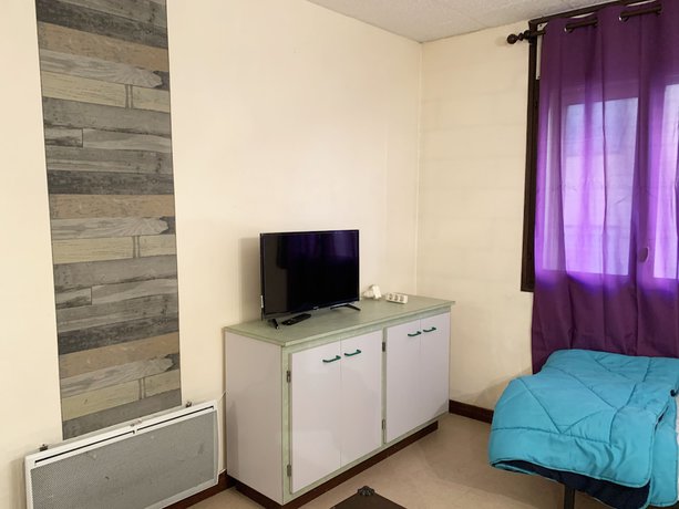 Imagen de la habitación del Hotel Apartamentos Varios Pas De La Casa 3000. Foto 7