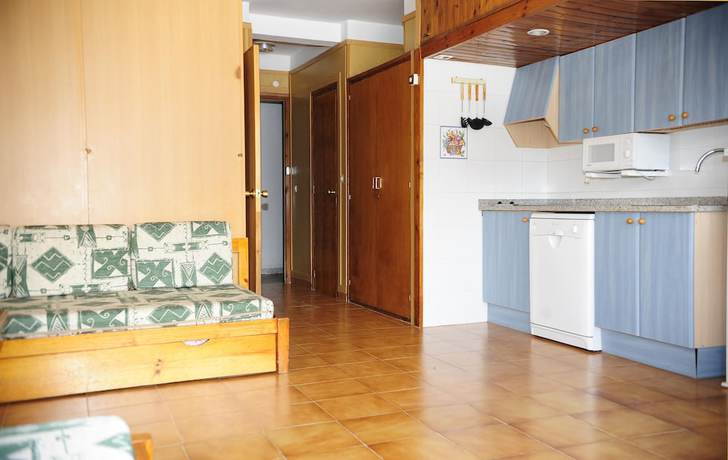 Imagen de la habitación del Hotel Apartamentos Varios Pas De La Casa 3000. Foto 8