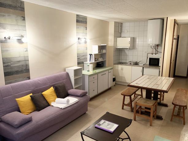 Imagen de la habitación del Hotel Apartamentos Varios Pas De La Casa 3000. Foto 12