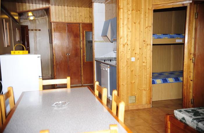 Imagen de la habitación del Hotel Apartamentos Varios Pas De La Casa 3000. Foto 18