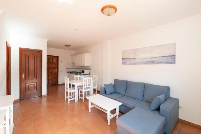 Imagen de la habitación del Hotel Apartamentos Villa Gomera. Foto 8