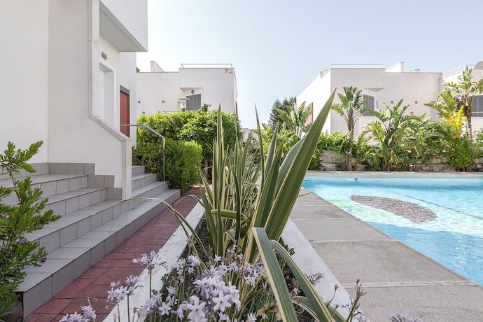 Imagen de la piscina del Hotel Apartamentos Villazul La Buganvilla. Foto 20