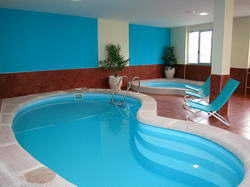 Imagen de la piscina del Hotel Apartamentos Xulia. Foto 5