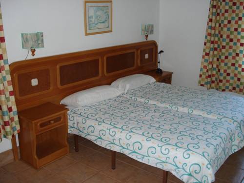 Imagen de la habitación del Hotel Apartamentos Y Bungalows Finca Colón. Foto 13