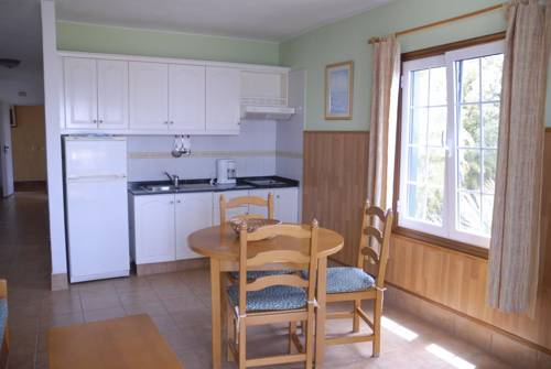 Imagen de la habitación del Hotel Apartamentos Y Bungalows Finca Colón. Foto 16