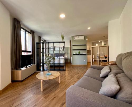 Imagen de la habitación del Hotel Apartamentos de Pradas. Foto 18