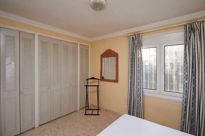 Imagen de la habitación del Hotel Apartamentos y Villas Oliva Nova Golf. Foto 6