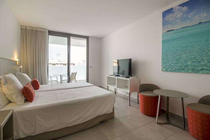 Imagen de la habitación del Hotel Apartaments B-Llobet Sun and Confort. Foto 17