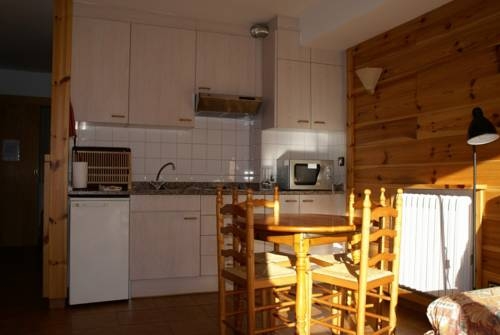 Imagen general del Hotel Apartaments Casa Vella Popaire. Foto 12