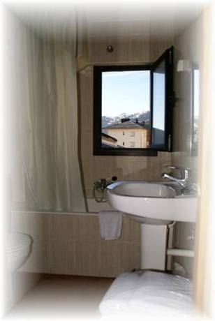 Imagen general del Hotel Apartaments Casa Vella Popaire. Foto 21