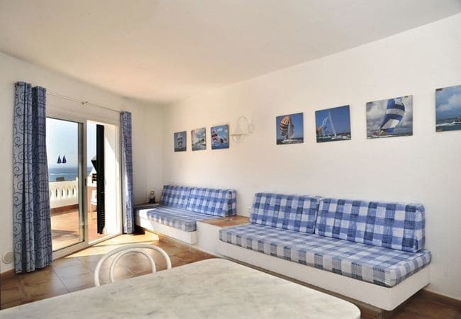 Imagen de los interiores del Hotel Apartaments El Berganti. Foto 12