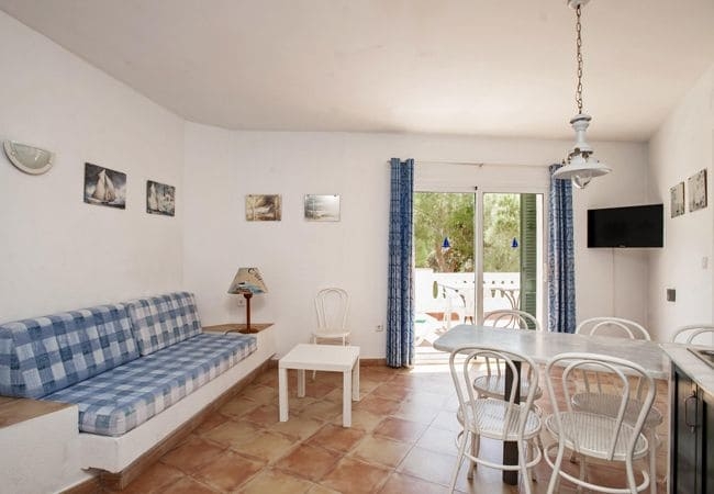 Imagen de los interiores del Hotel Apartaments El Berganti. Foto 13
