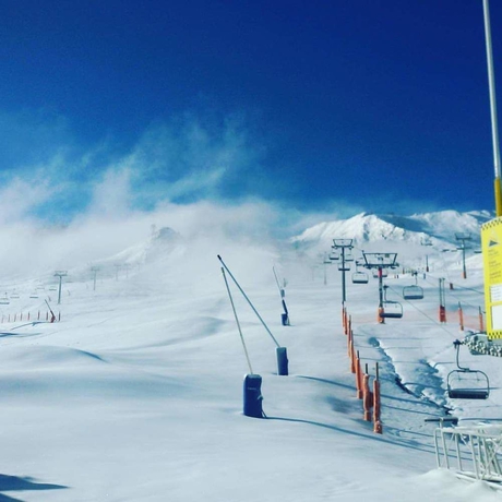 Imagen de los exteriores del Hotel Apartaments Els Avets. Foto 6