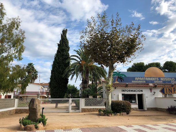 Imagen de los interiores del Hotel Apartaments Margarita Sabina Pinell. Foto 20