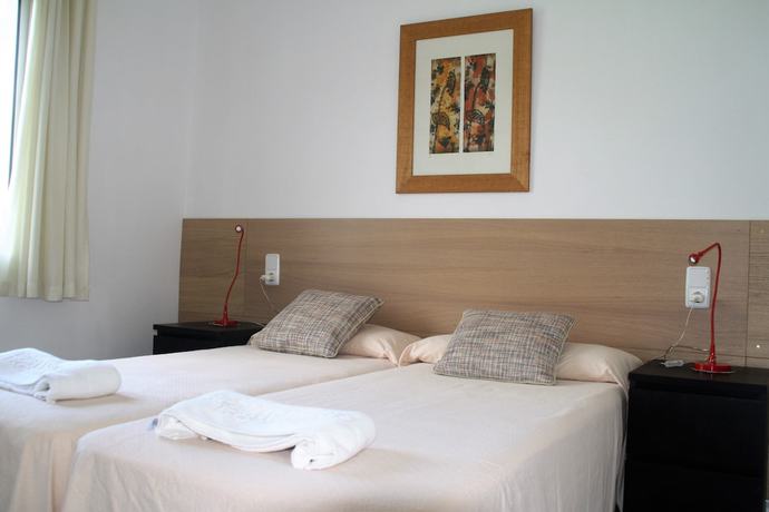 Imagen de la habitación del Hotel Apartaments Margarita Sabina Pinell. Foto 11