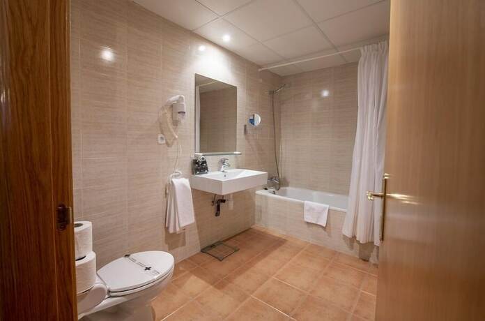 Imagen general del Hotel Apartaments Nordic. Foto 7