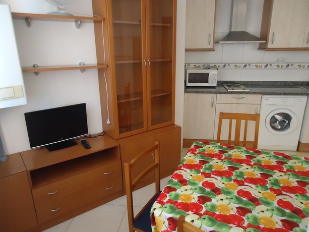 Imagen de la habitación del Hotel Apartaments Playas Centro. Foto 19