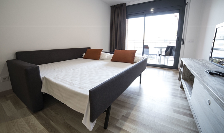 Imagen de los interiores del Hotel Apartaments Ponent. Foto 12