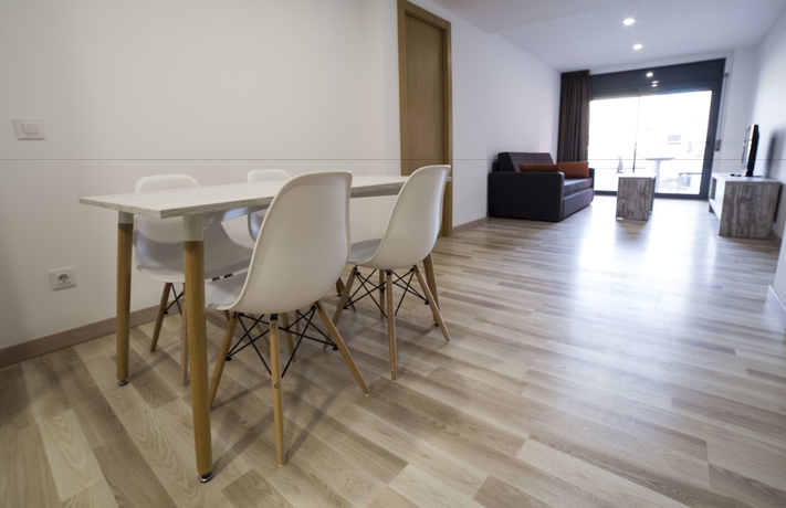 Imagen de los interiores del Hotel Apartaments Ponent. Foto 14