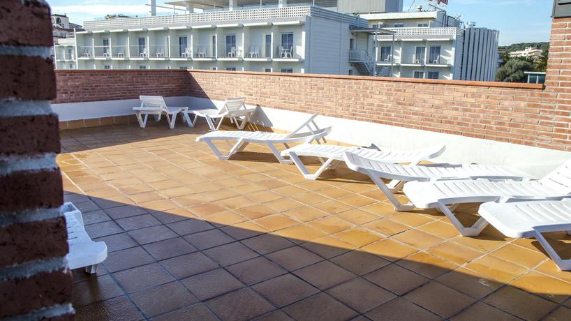 Imagen general del Hotel Apartaments Ponent. Foto 6