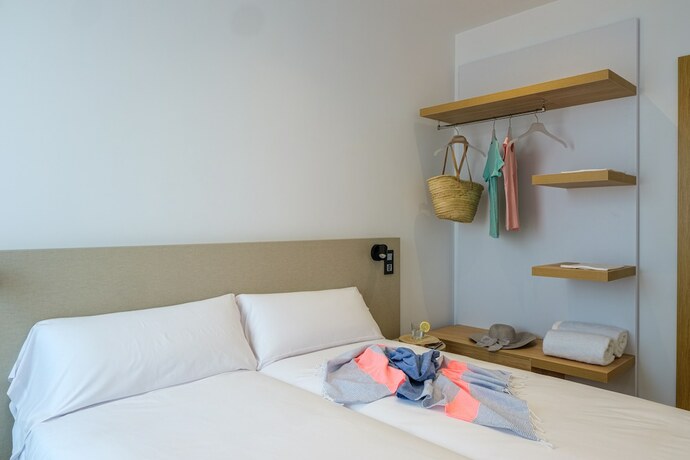 Imagen general del Hotel Apartaments Reial 1. Foto 9