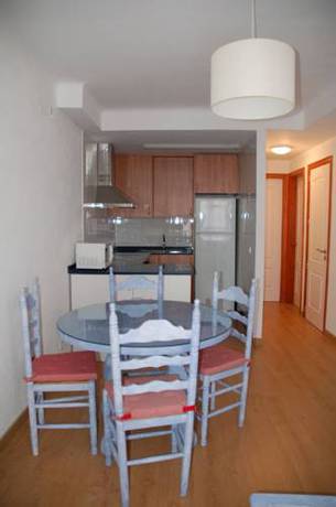 Imagen de la habitación del Hotel Apartaments Sant Lluis. Foto 5