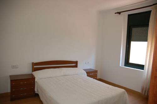 Imagen de la habitación del Hotel Apartaments Sant Lluis. Foto 6