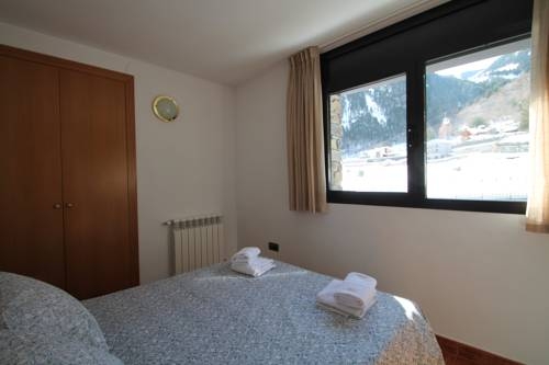 Imagen general del Hotel Apartaments Ski-Golf. Foto 32