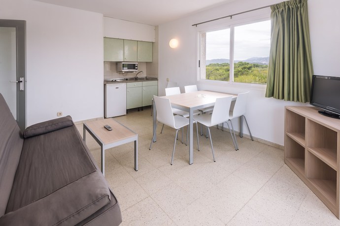 Imagen de la habitación del Hotel Apartaments Solmar. Foto 5