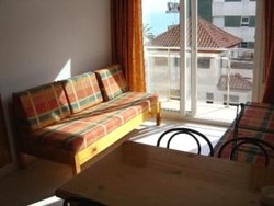Imagen de los interiores del Hotel Apartaments Tropic. Foto 4