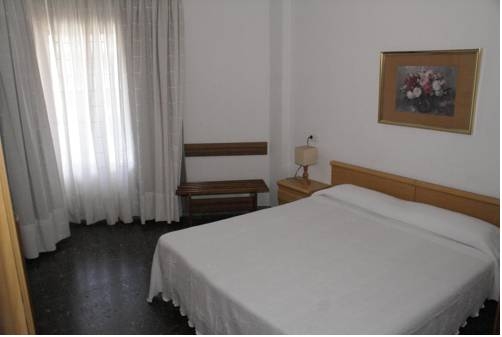 Imagen general del Hotel Apartaments Voralmar - Mas d'en Gran. Foto 3