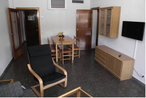 Imagen general del Hotel Apartaments Voralmar - Mas d'en Gran. Foto 15