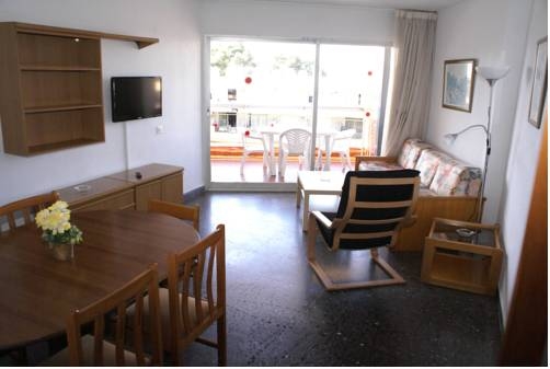 Imagen general del Hotel Apartaments Voralmar - Mas d'en Gran. Foto 16