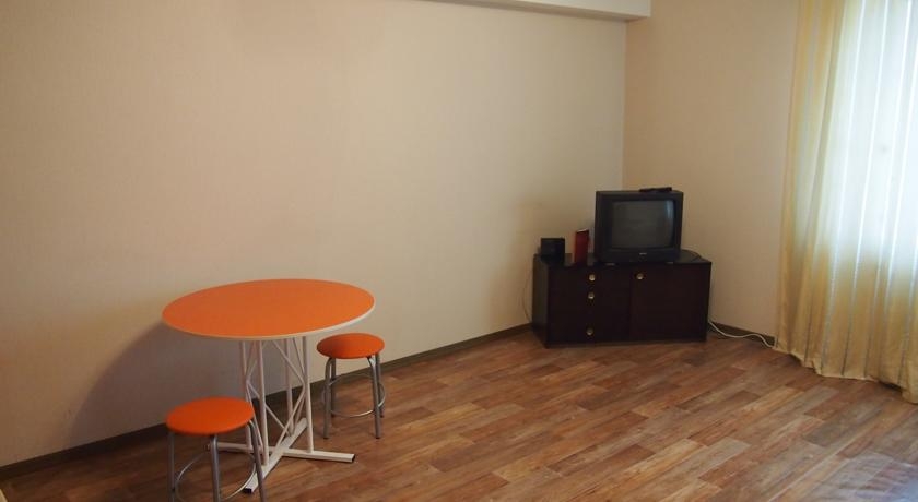 Imagen de la habitación del Hotel Apartamenty Baikalskaya Sibexpocenter. Foto 7