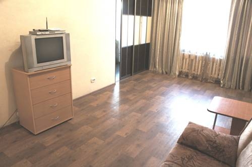 Imagen de la habitación del Hotel Apartamenty Na Prospekte Shakhterov 101a. Foto 2