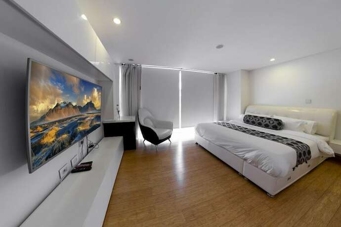 Imagen de la habitación del Hotel Apartasuite Edificio Monir. Foto 19