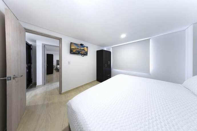 Imagen de la habitación del Hotel Apartasuite Galery FC. Foto 15