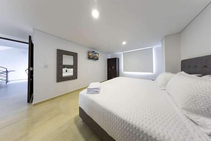 Imagen general del Hotel Apartasuite Galery FC. Foto 3