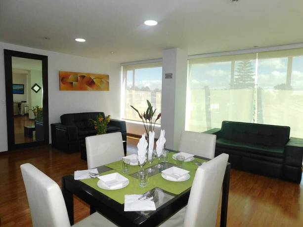 Imagen de la habitación del Hotel Apartasuites Business Center. Foto 5