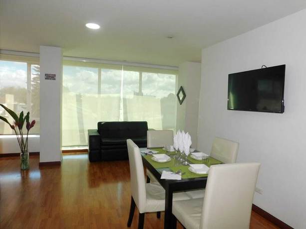 Imagen de la habitación del Hotel Apartasuites Business Center. Foto 12