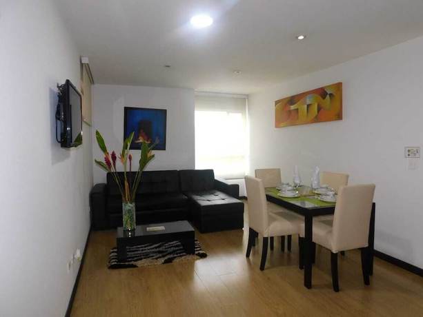 Imagen de la habitación del Hotel Apartasuites Business Center. Foto 14