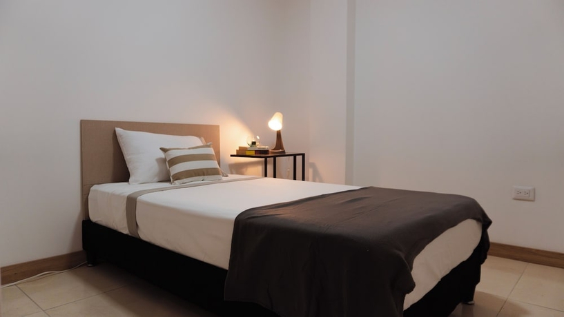 Imagen de la habitación del Hotel Apartasuites ISABEL. Foto 5