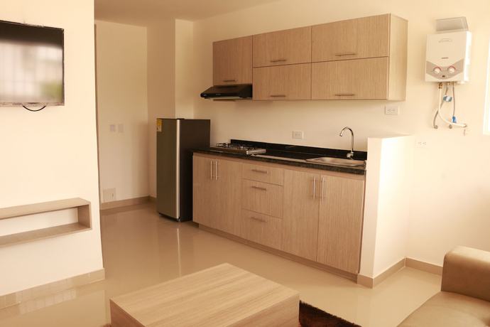 Imagen de la habitación del Hotel Apartasuites La Flora. Foto 7