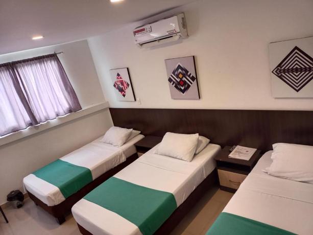 Imagen de la habitación del Hotel Apartasuites San Marcos. Foto 2